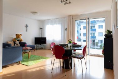 Helle und freundliche Wohnungen: Wohngemeinschaft Paraplui: Betreutes Wohnen und Tagesstruktur für Menschen mit einer Behinderung in Breitenbach SO